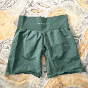 NVGTN Women's Green Shorts medium
